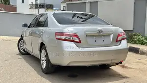 2011 Toyota Camry LE Silver