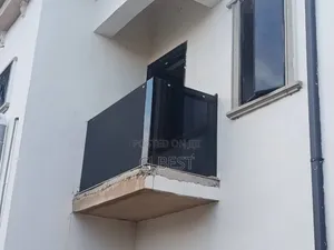 Geonor Bi-Fold Window - Triple Glazed Tempered Glass