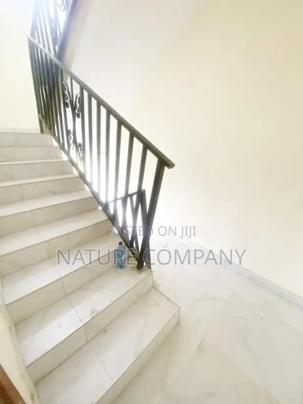 3 Bedroom Block of Flats for Rent in Magodo Isheri - 1