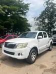 Toyota Hilux SR5 4x4 2013 White - 5