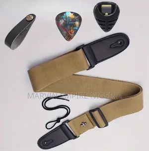 Babban Igiyar Guitar Mai Girma tare da Wurin Ajiye Pick