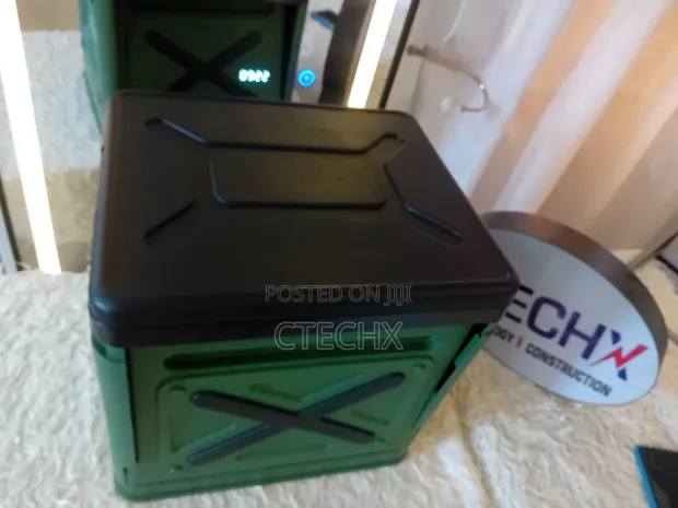 Foldable Portable Toilet - Heavy Duty 150kg Capacity - 1