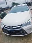 2015 Toyota Camry SE Sedan - White - 1