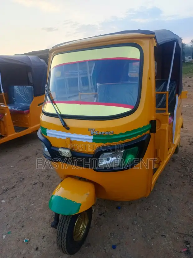 TVS Ihemas Tricycle 2022 Zinare - 1