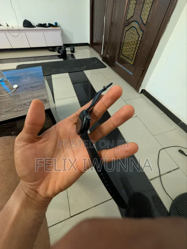 Google Pixel Watch 2 - 1