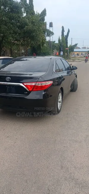 Toyota Camry 2017 Gray