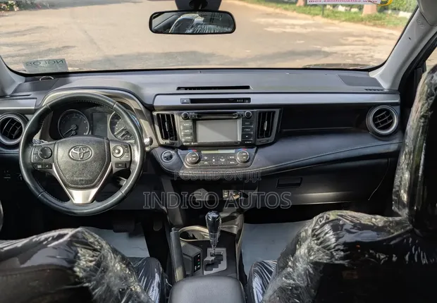 Toyota RAV4 XLE 2018 Purple - 1