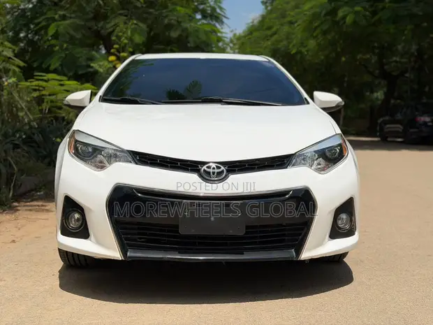 2015 Toyota Corolla S Sedan - Tsohon Motar Kasashen Waje Mai Matsala - 1