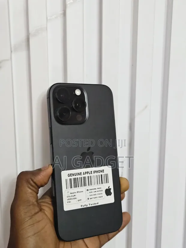 Apple iPhone 16 Pro Max 256GB Black (UK Used) - 1