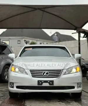 Lexus ES 350 2012 White - Foreign Used