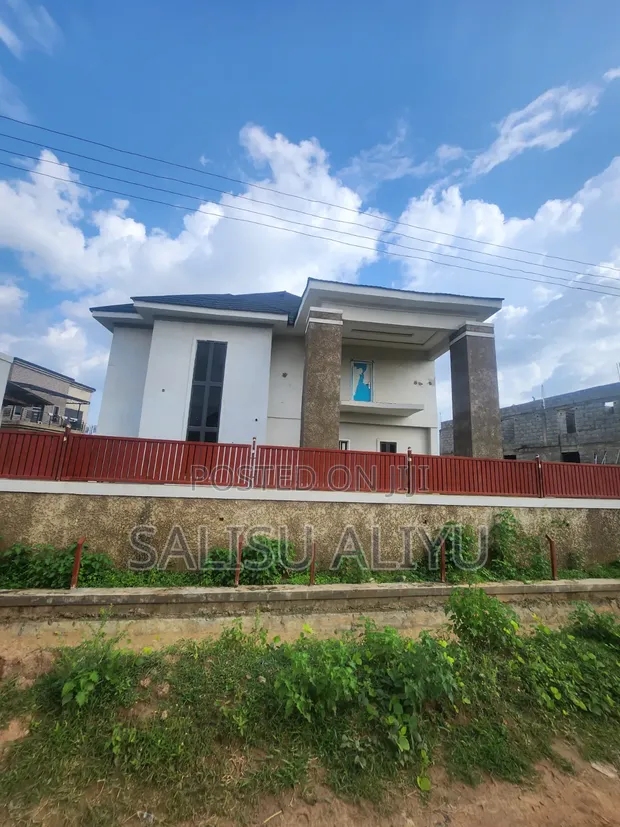6-Bedroom Duplex da BQ a Lugbe Seaman Estate, FHA - 1