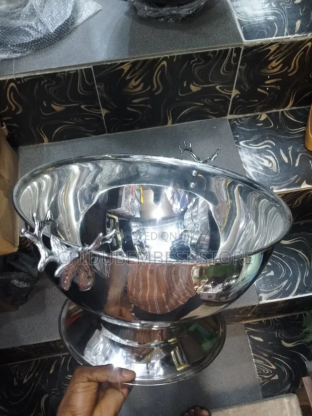 Silver Stainless Steel Champagne Bowl with Deer Head Design - 1