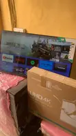 Hisense 32" Smart UHD TV - 3