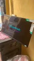 Hisense 32" Smart UHD TV - 4