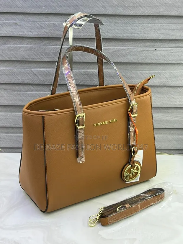 Michael Kors Luxury Jaka - Duk Launuka Akwai - 1