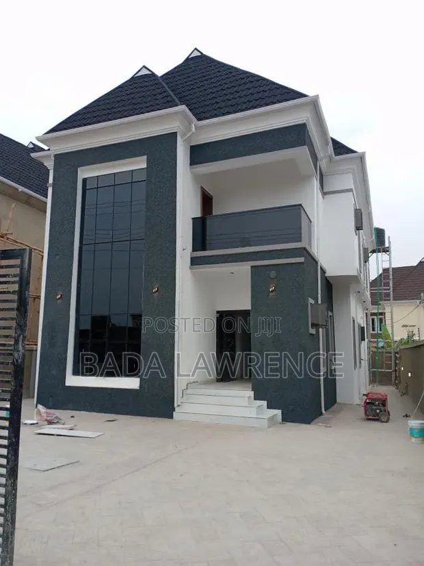 Furnished 4-Bedroom Duplex in Carlton Gate, Ibadan - 1