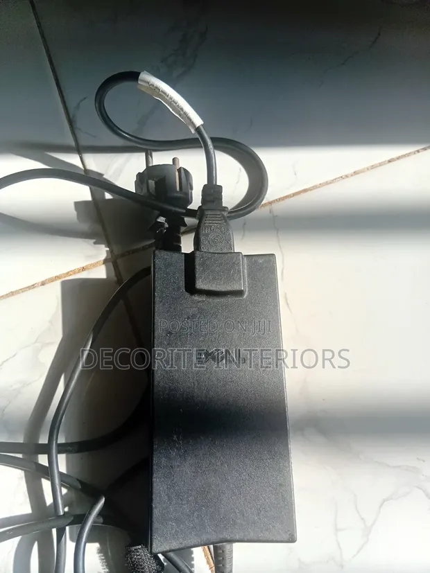 Used Dell Adapter/Charger - 1