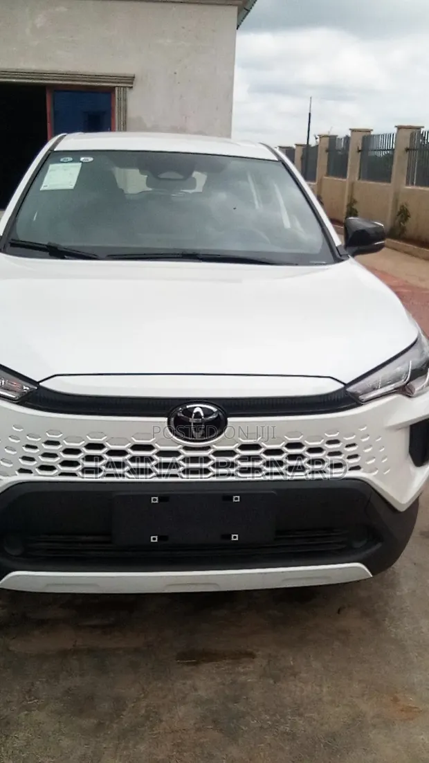 Sabon Toyota Corolla 2026 Fari - 1