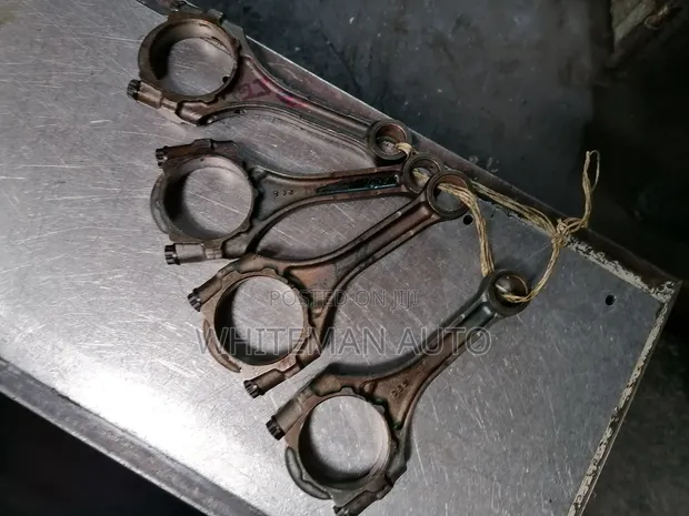 Toyota 2TR Connecting Rod - 1