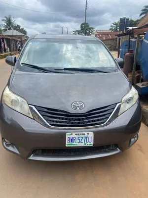 Toyota Sienna - Used, Perfect Condition