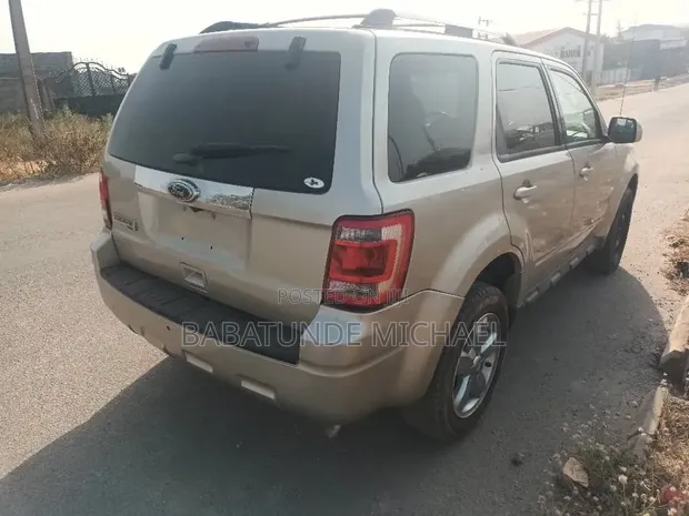 Ford Escape Limited 2012 Gold - 1