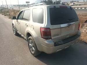 Ford Escape Limited 2012 Gold