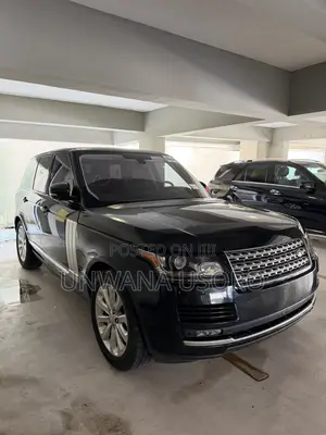 2016 Land Rover Range Rover Vogue Baƙi
