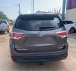 2016 Toyota Highlander LE 4x2 SUV - Gray - 3