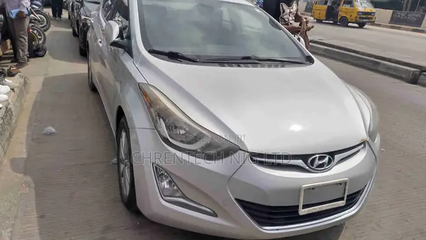 2016 Hyundai Elantra Limited Sedan FWD (1.8L) - 1
