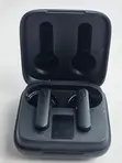 Amfani da Baƙar TWS Earbuds - 1