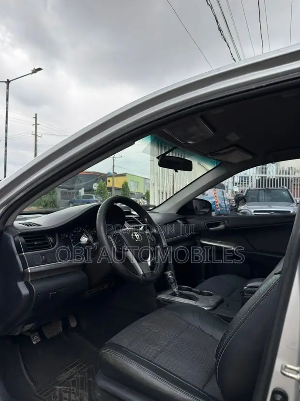 Toyota Camry SE Sedan 2014 - 1