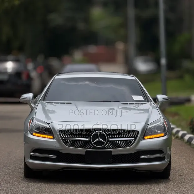 Mercedes-Benz SLK350 2016 Silver - 1
