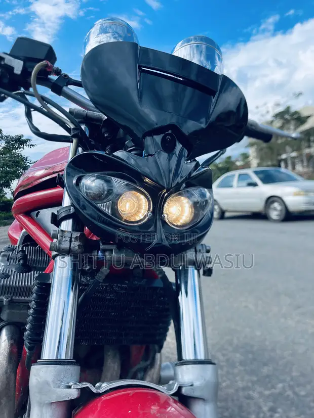 Suzuki GSF600 Bandit 2004 - 1