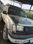 Nissan Xterra 2002 Grey - 3