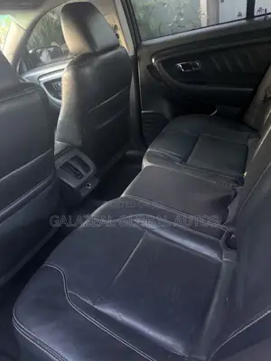 Ford Taurus Limited 2012 White