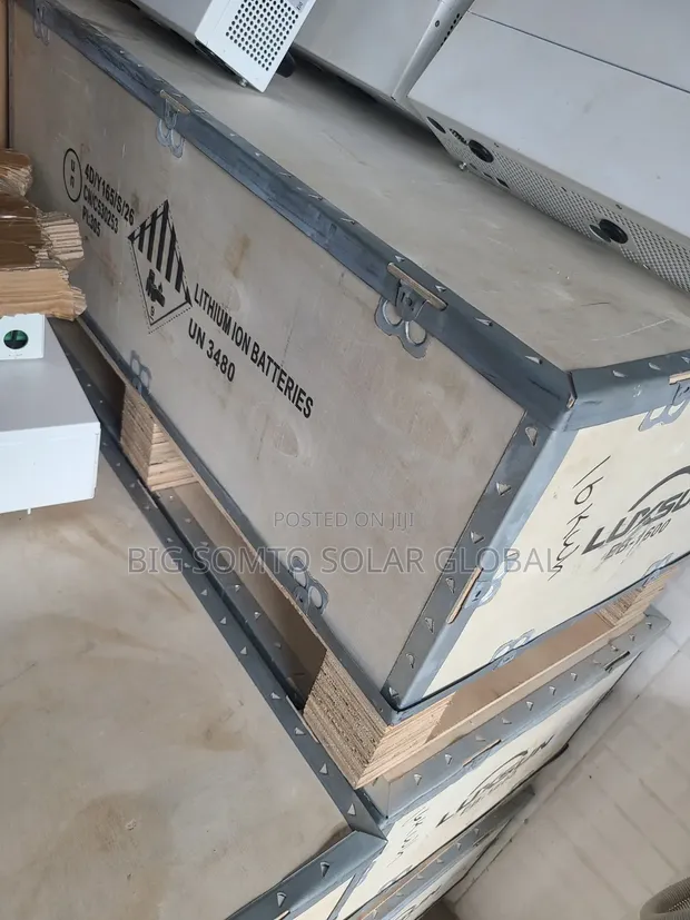 Luxsun 16kWh/48V Lithium Battery - 1
