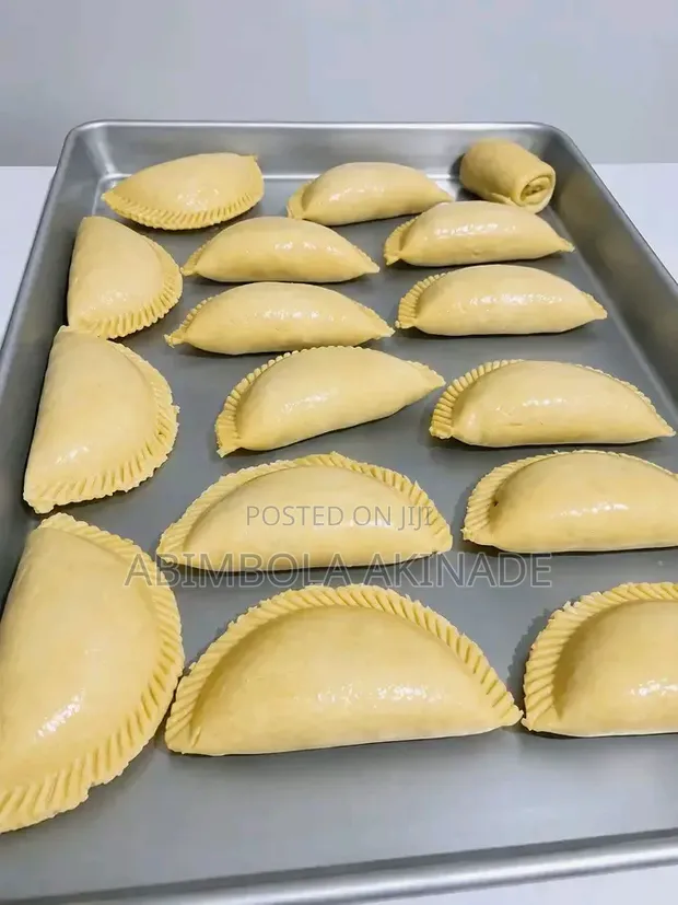 Divine Cakes & Confectioneries: Party Snacks & Drinks - 1