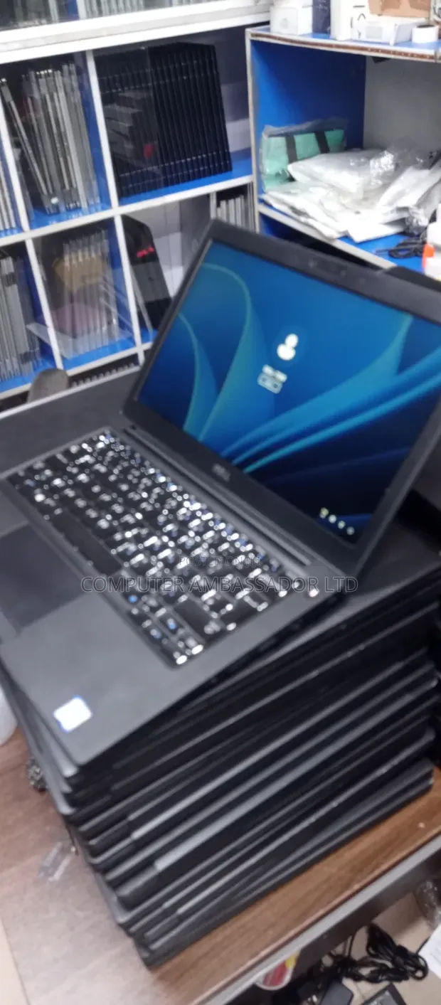 Dell Latitude 7280 Laptop - Core i5, 8GB RAM, 128GB SSD - 1