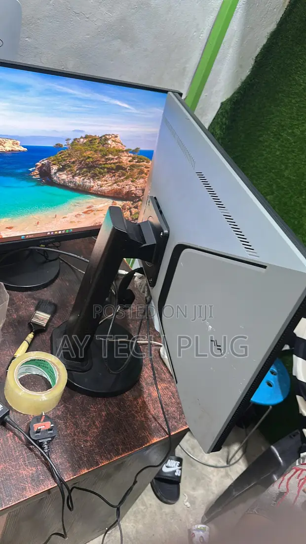 TCL Falcon Q6 27-Inch 2K Monitor na Wasan Kwamfuta - 1