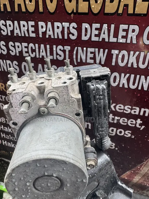 2013 Toyota Highlander/Kluger ABS Module Pump - Genuine OEM - 1