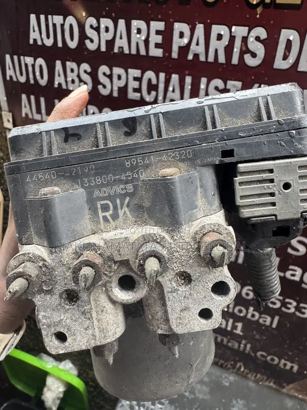Toyota RAV4 2009-2011 ABS Module Pump - Gaskiya OEM - 1