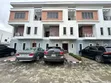 4-Bedroom Duplex a Cikin Estate Mai Tsaro & Sabis, Lekki Phase 1 don Sawa - 1