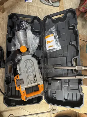 Ingco 1700W Demolition Breaker (16kg Jack Hammer)