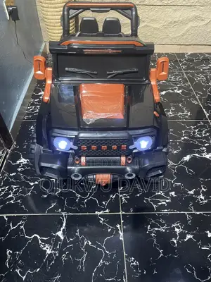 Off-Road RC Truck Toy - 4WD Monster Truck