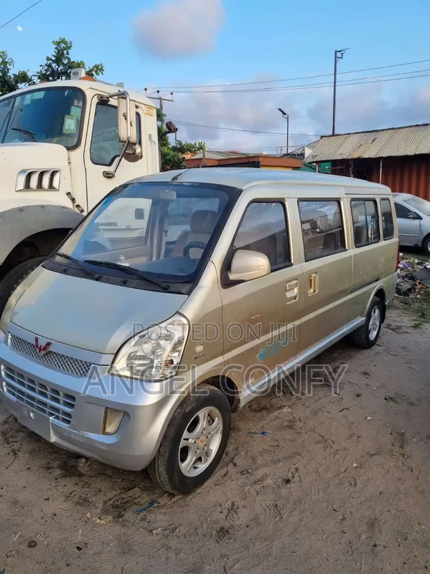 Wuling LZW6450 Bus 2020 Grey - 1