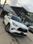 2023 Toyota Highlander Platinum AWD White - 4