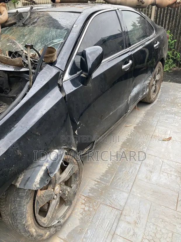 Lexus ES 350 2008 - Yana Bukatar Gyaran Jiki - 1