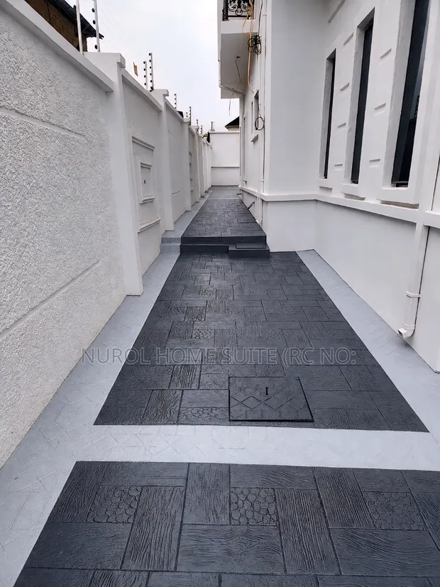 Stamped Concrete Floor Installation & Design - 1