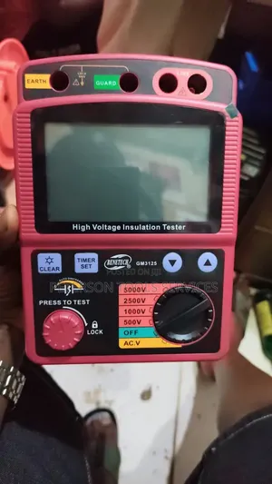 Benetech High Voltage Insulation Tester (Megger)