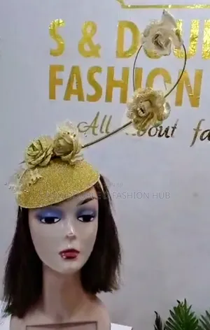 Gold Fascinator